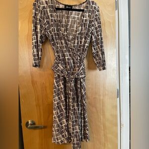 AB Studio Brown and Cream Patterned Long Sleeve Dress